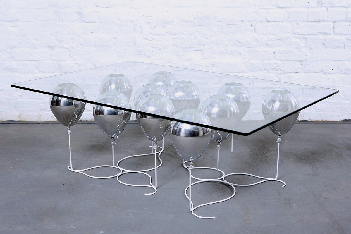 Go Up To The Clouds With This Balloon Coffee Table | Are you ready to go to the clouds through the clouds? #centertable #coffeetable #homedecor #livingroom #interiordesign